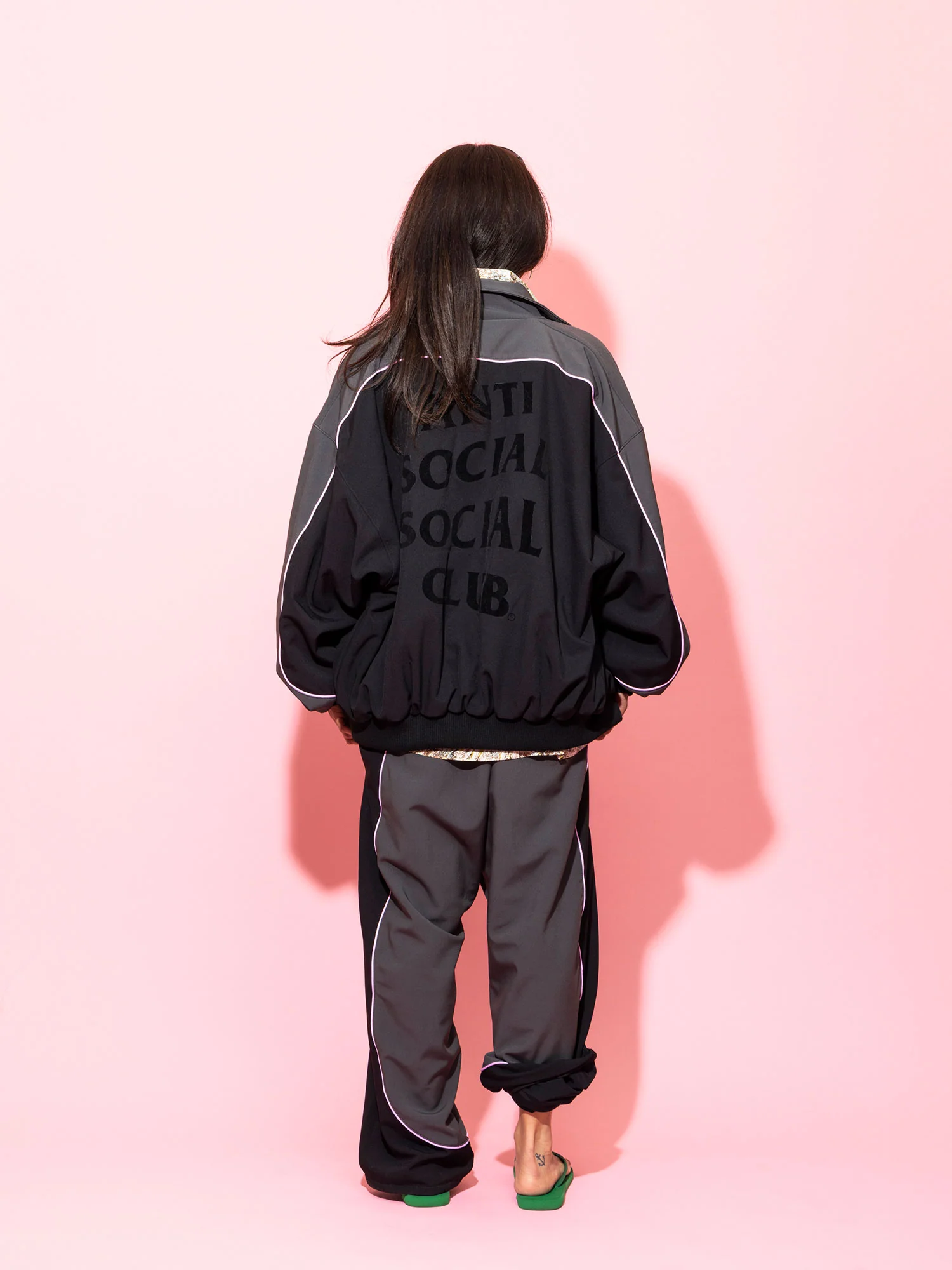 TRACK PANTS - BLACK - Image 3