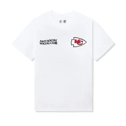 Alternative view of ASSC x CHIEFS TEAM TEE